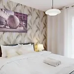 Daire Family House By The River Odra -panoramic Terrace - 3room With 2 Separate Bedrooms And 2 Balconies By Wroapart-pl- Perfect For Family & Business