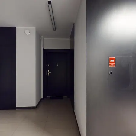 Family House By The River Odra -panoramic Terrace - 3room With 2 Separate Bedrooms And 2 Balconies By Wroapart-pl- Perfect For Family & Business * Breslavia