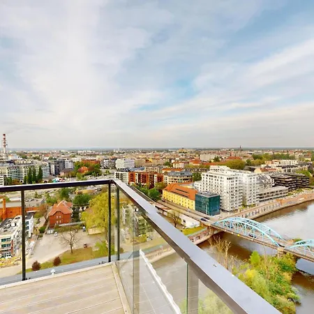 Family House By The River Odra -panoramic Terrace - 3room With 2 Separate Bedrooms And 2 Balconies By Wroapart-pl- Perfect For Family & Business Breslavia