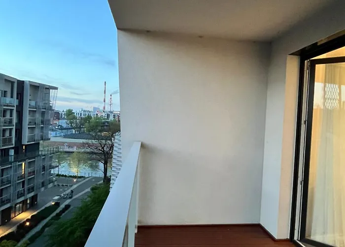 Family House By The River Odra -panoramic Terrace - 3room With 2 Separate Bedrooms And 2 Balconies By Wroapart-pl- Perfect For Family & Business Apartamento Breslavia