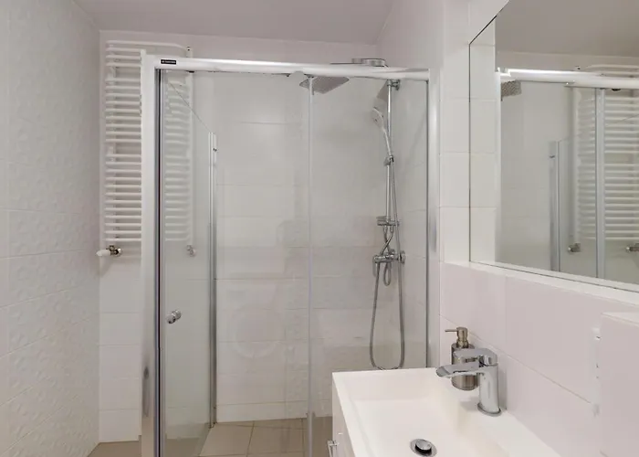 Family House By The River Odra -panoramic Terrace - 3room With 2 Separate Bedrooms And 2 Balconies By Wroapart-pl- Perfect For Family & Business * Breslavia