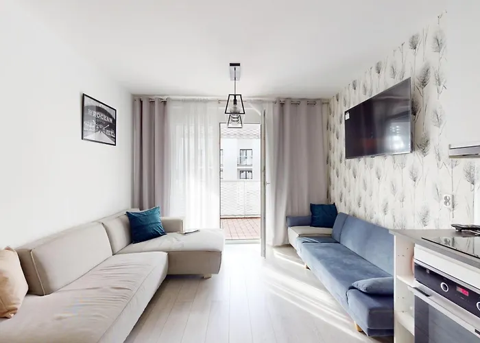 Apartment Family House By The River Odra -panoramic Terrace - 3room With 2 Separate Bedrooms And 2 Balconies By Wroapart-pl- Perfect For Family & Business Wroclaw